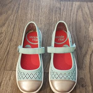 GIRLS STRIDE RITE ATHLETIC SHOES SIZE 13.5